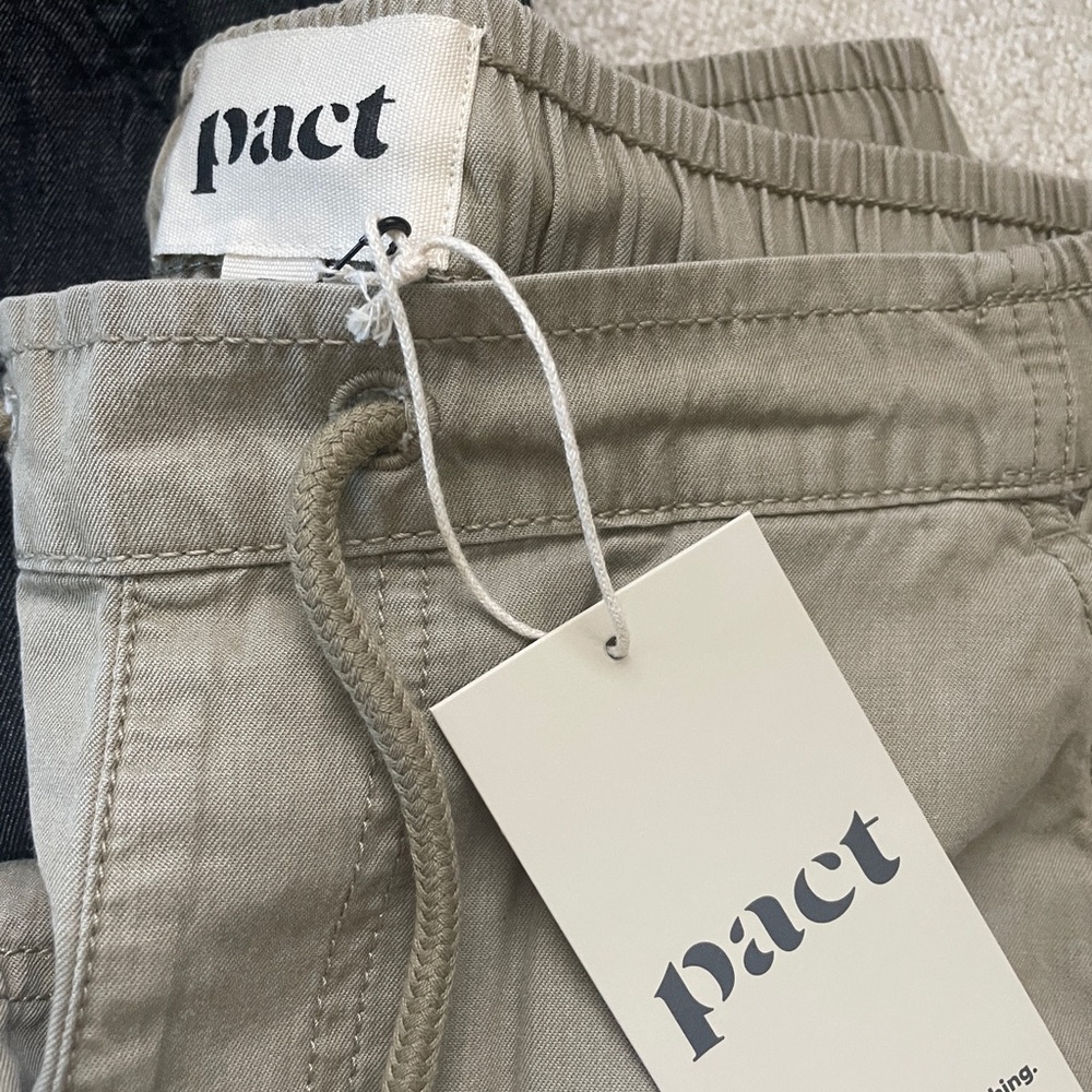 Pact Men’s Shorts - Picture 4 of 4